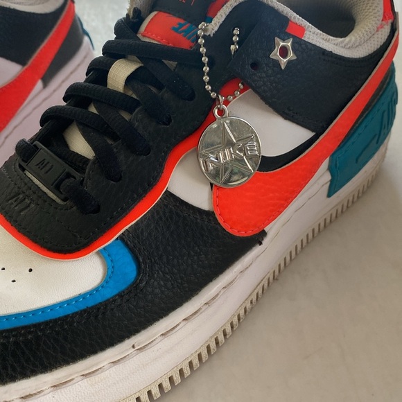 Nike AF1 Shadow Stars DD9794-001 Women’s Black/Bright Crimson Sneakers Size 8 - Picture 3 of 12